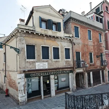 Amazing Modern Design Home, Campo Dei Mori. Wifi Apartment Venice