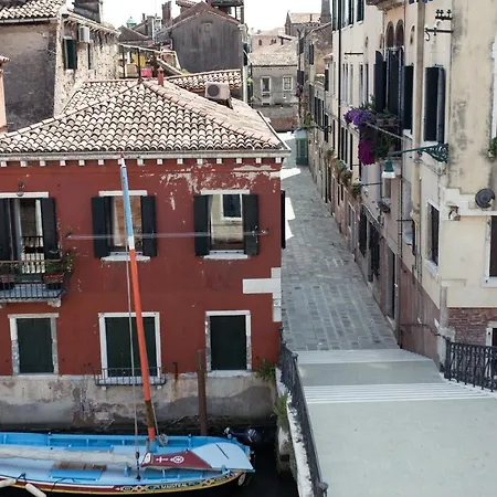 Amazing Modern Design Home, Campo Dei Mori. Wifi * Venice